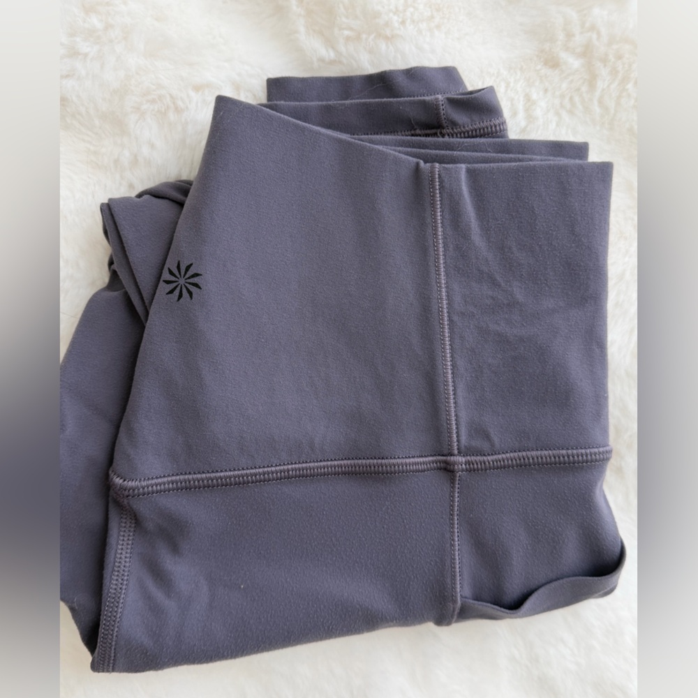 Athleta Salutation Stash pocket 7/8 Tight Leggings color Slate Size Small - Picture 3 of 8